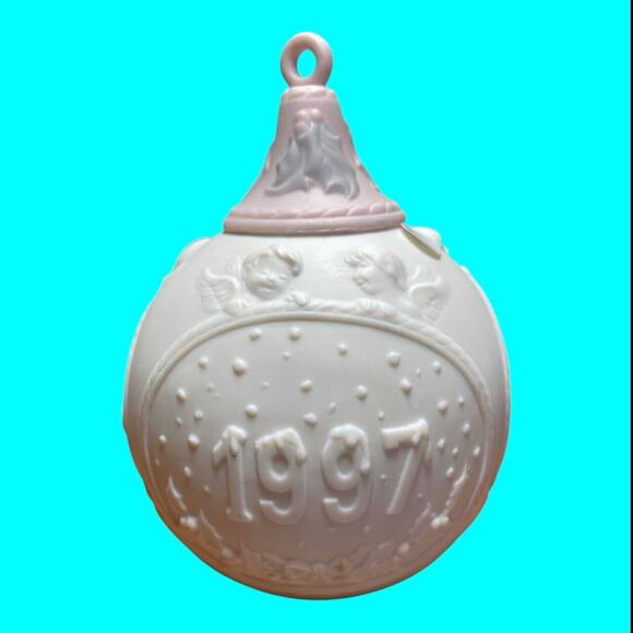 Lladro Year 1997 Ball Ornament Baby’s First Christmas Porcelain #16539 - Picture 7 of 16